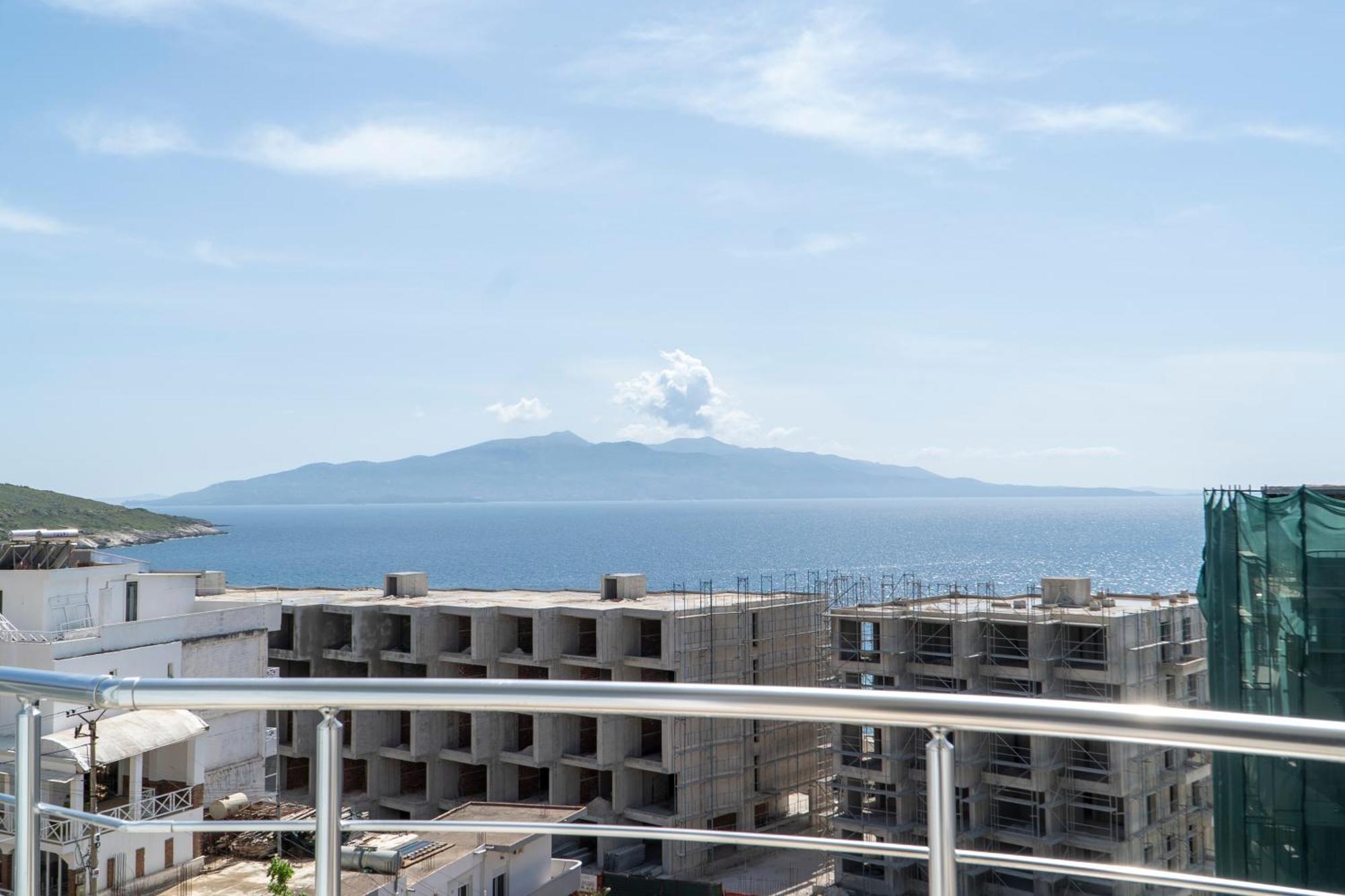 Hotel Blue Sky Saranda Dış mekan fotoğraf