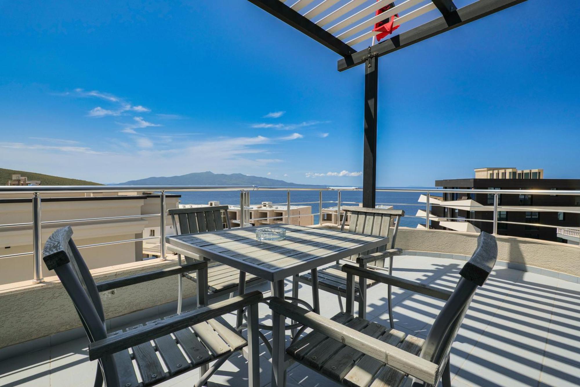 Hotel Blue Sky Saranda Dış mekan fotoğraf