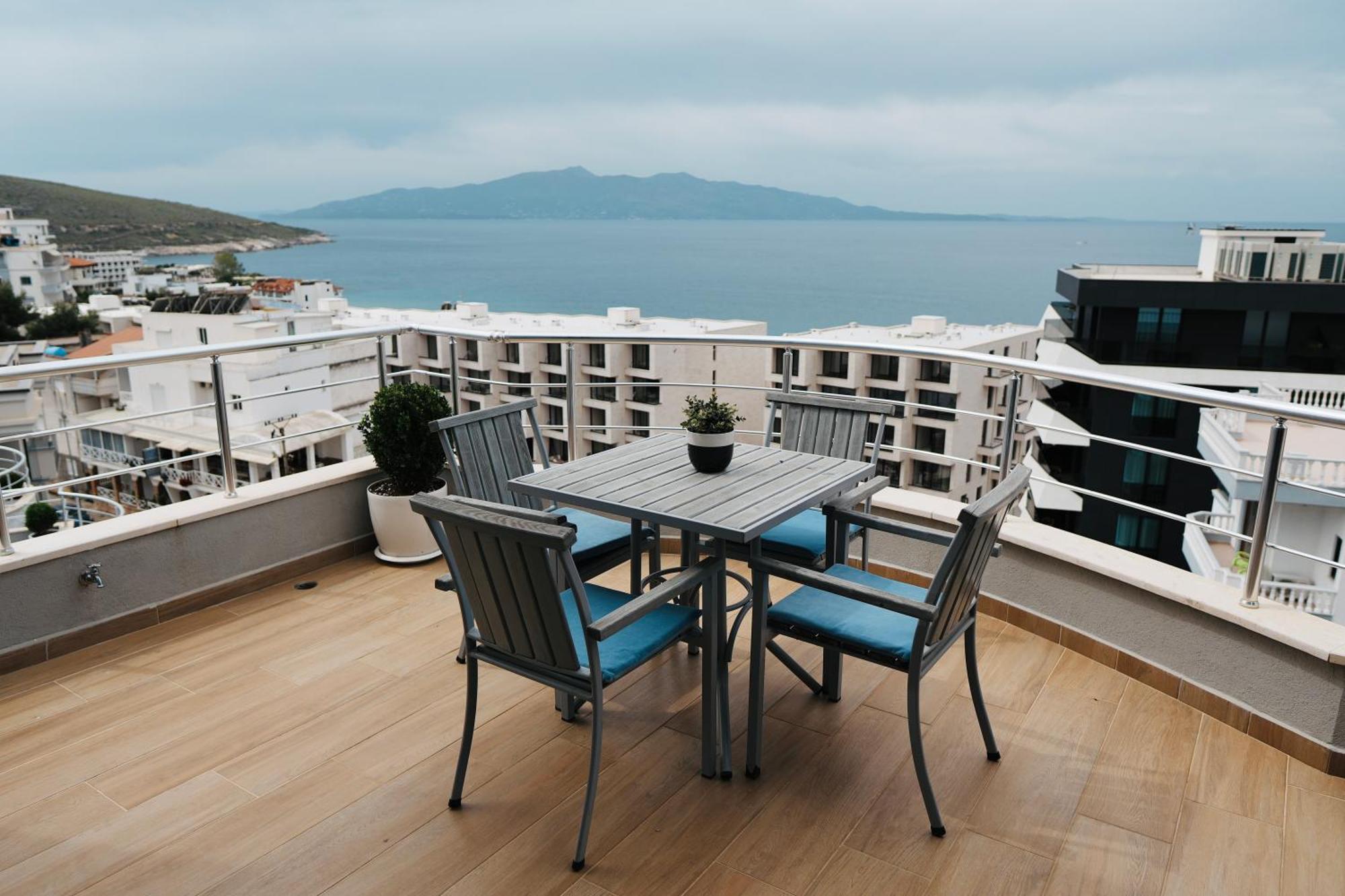 Hotel Blue Sky Saranda Dış mekan fotoğraf
