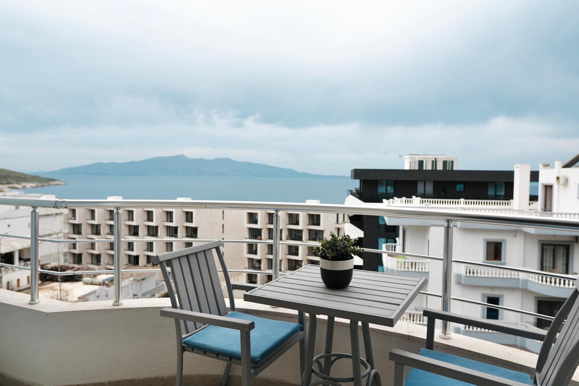 Hotel Blue Sky Saranda Dış mekan fotoğraf