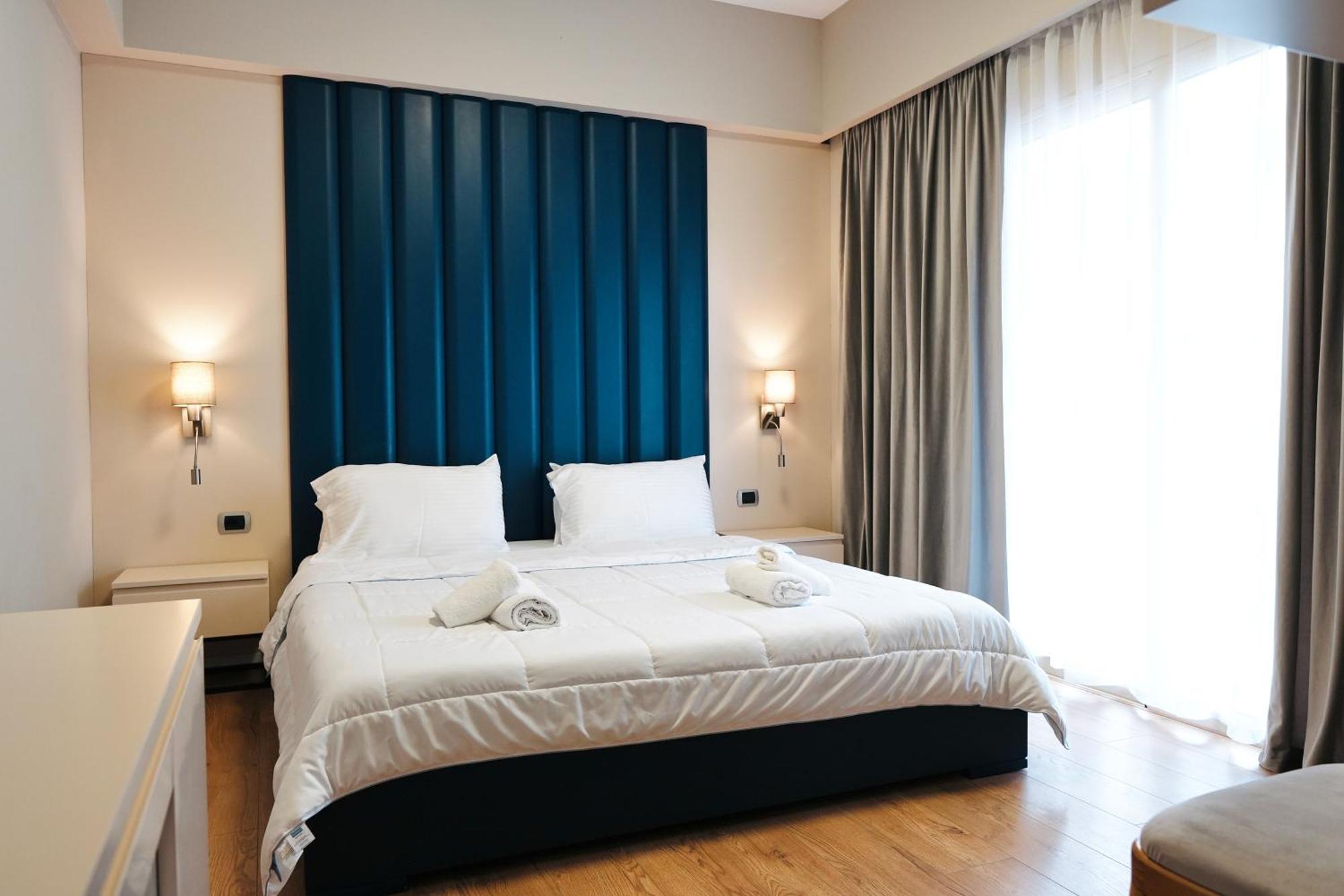 Hotel Blue Sky Saranda Dış mekan fotoğraf