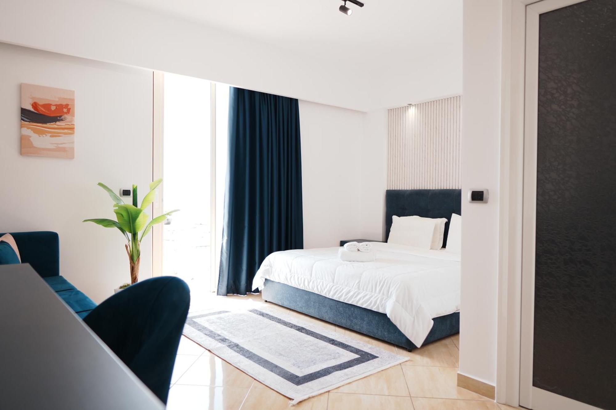 Hotel Blue Sky Saranda Dış mekan fotoğraf