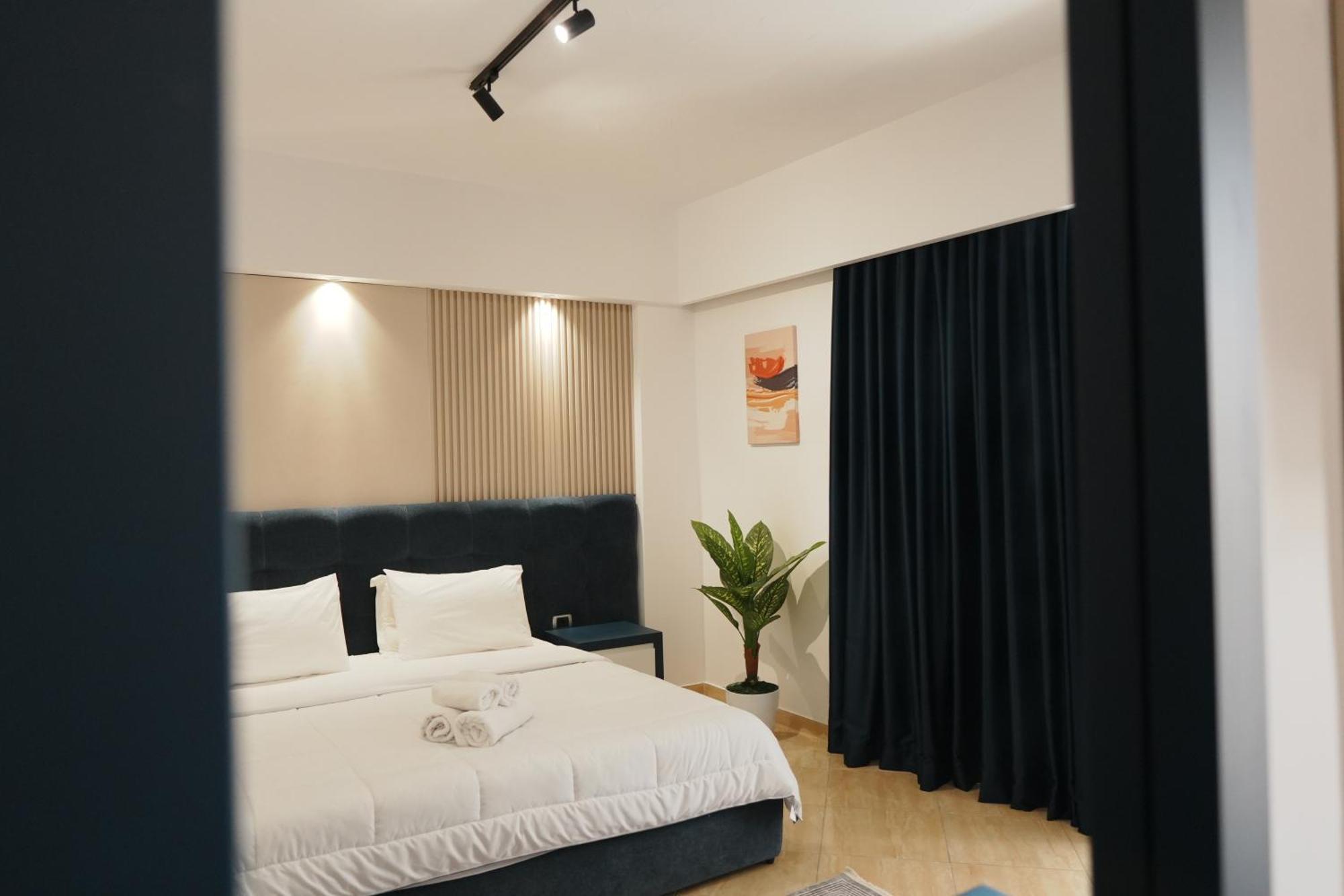 Hotel Blue Sky Saranda Dış mekan fotoğraf